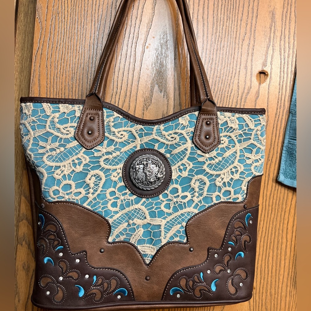 New Never used Western style Purse.